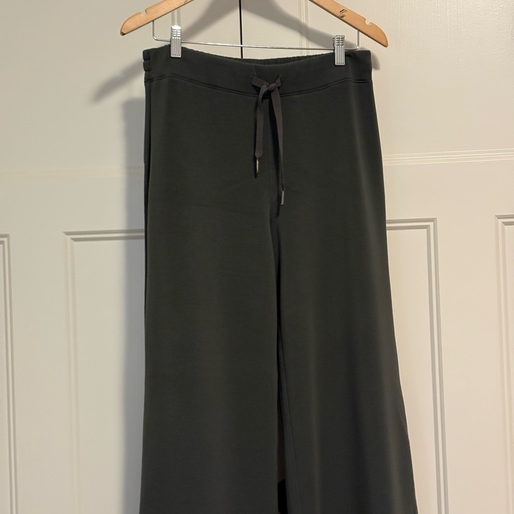 SPANX AirEssentials wide leg pant in Olive Green